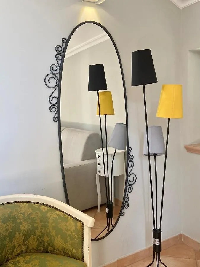 ***  Sourire Hotel Roma Italia