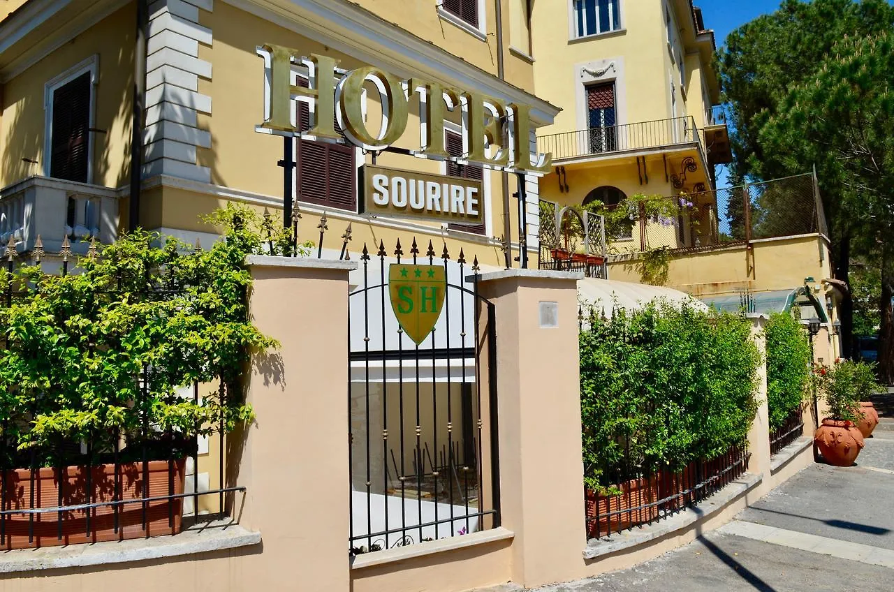 ***  רומא Sourire Hotel איטליה